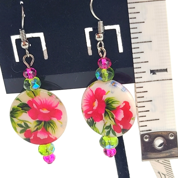 Handmade Floral Beaded Earrings - Brand New - Picture 2 of 2